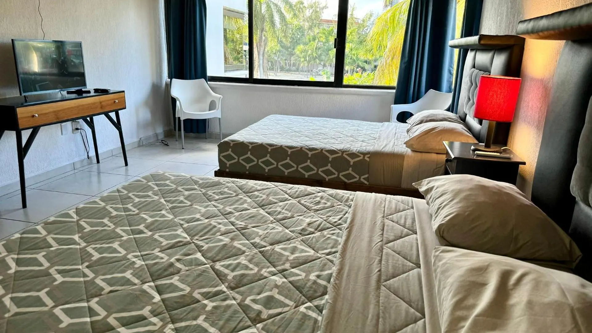 Villa 4Br House W/ Great Location & Pool! Cancún